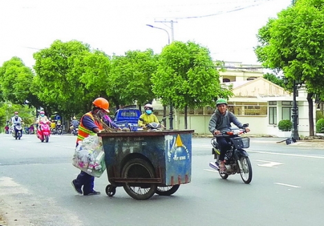 Bảo đảm công tác thu gom rác thải sinh hoạt trong thời gian phòng, chóng dịch bệnh COVID-19