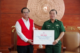Trung ương Hội CTĐ Việt Nam tặng 200 triệu đồng cho BĐBP Tây Ninh