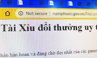 Quảng cáo game đánh bài trong website gov.vn