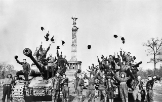 Kỷ niệm 75 năm Ngày chiến thắng phát xít Đức (9/5/1945 – 9/5/2020): Thiên anh hùng ca chói lọi nhất trong thế kỷ XX
