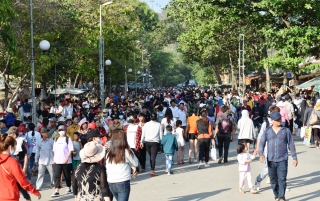 Tây Ninh đặt mục tiêu đến năm 2025 tổng doanh thu từ khách du lịch đạt 6.800 tỷ đồng