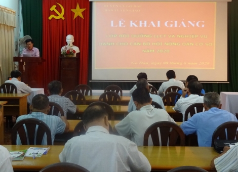 Gò Dầu: Khai giảng lớp bồi dưỡng cán bộ Hội nông dân cơ sở năm 2020