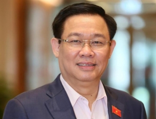 Thủ tướng trình Quốc hội miễn nhiệm Phó Thủ tướng Vương Đình Huệ