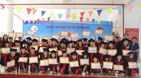 Trung tâm Toán Trí tuệ Geniuskid Tây Ninh: Trao chứng chỉ quốc tế PAMA năm 2019 cho học viên