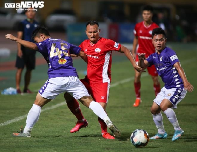 Có nhiều tuyển thủ quốc gia, tại sao trận Viettel vs Hà Nội FC vẫn tẻ nhạt?