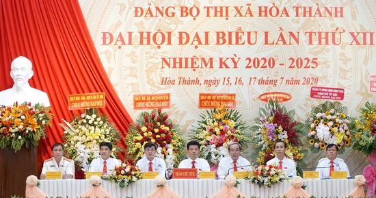 Chính thức khai mạc Đại hội Đảng bộ thị xã Hoà Thành lần thứ XII, nhiệm kỳ 2020-2025