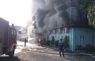 Cháy lớn tại một công ty môi trường ở Gò Dầu