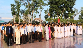 Huyện Gò Dầu viếng nghĩa trang liệt sĩ Trà Võ nhân kỷ niệm ngày 27.7