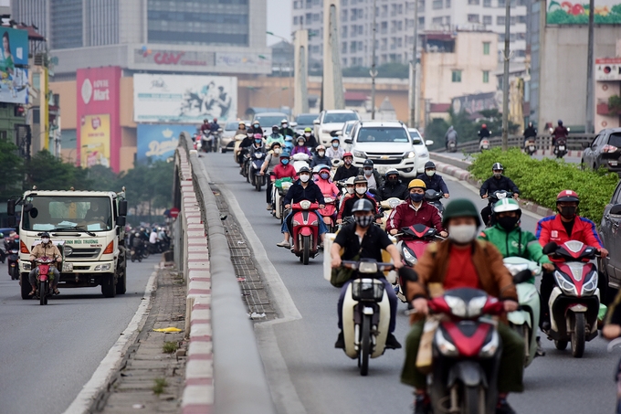 Hà Nội tiếp tục khuyến cáo đeo khẩu trang nơi công cộng