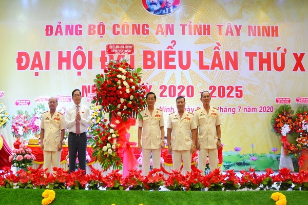 Khai mạc Đảng bộ Công an tỉnh lần thứ X, nhiệm kỳ 2020-2025