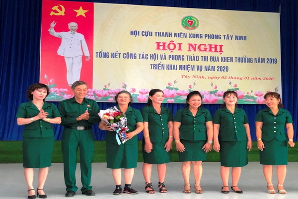 Chuyện tình của người anh hùng