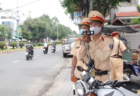 Một tuần, lập biên bản hơn 1.000 trường hợp vi phạm giao thông