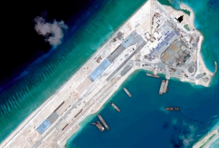 Mỹ trừng phạt 24 công ty Trung Quốc tham gia xây đảo nhân tạo trên biển Đông