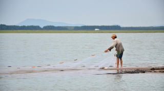 Nghiêm cấm khai thác thuỷ sản trong hồ Dầu Tiếng