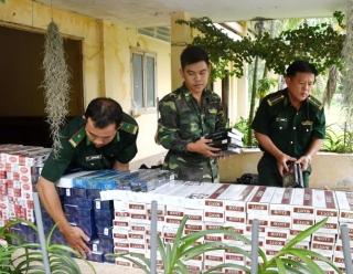 Bắt giữ trên 5.000 gói thuốc lá ngoại tại khu vực Cửa khẩu Mộc Bài