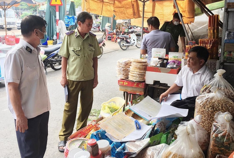 Điểm tin địa phương