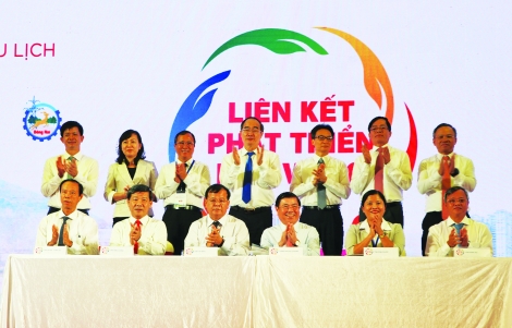 Tây Ninh qua một nhiệm kỳ (2015 - 2020) - Hoạt động ký kết hợp tác với các tỉnh, thành phố, tập đoàn kinh tế trong nước