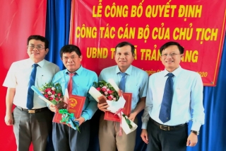 Trảng Bàng: Trao quyết định phê chuẩn lãnh đạo chủ chốt xã Phước Bình và Phước Chỉ