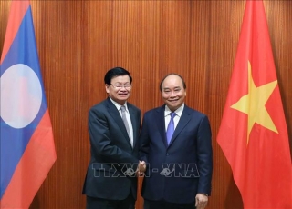 Thủ tướng Lào thăm Việt Nam và đồng chủ trì Kỳ họp lần thứ 43 Ủy ban liên Chính phủ Việt Nam - Lào