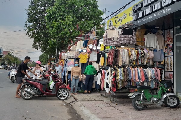 Nỗ lực lập lại trật tự văn minh đô thị