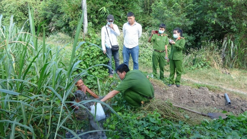 Phát hiện công ty xả nước thải trái phép ra môi trường