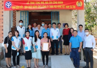 Công ty TNHH Pou  Hung Việt Nam: Tặng 2 mái ấm công đoàn cho đoàn viên khó khăn