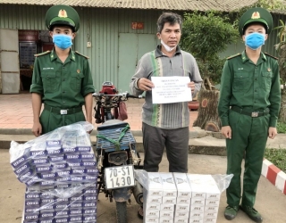 BĐBP Tây Ninh bắt đối tượng vận chuyển hơn 1.000 gói thuốc lá nhập lậu