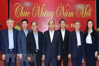 Thủ tướng Nguyễn Xuân Phúc chúc Tết các nguyên lãnh đạo Đảng, Nhà nước