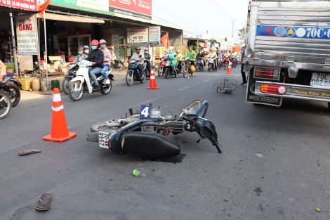 Gây tai nạn giao thông, bỏ trốn