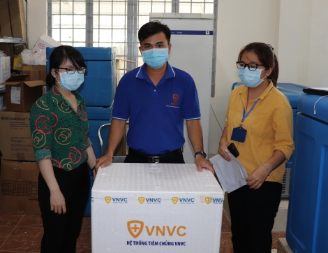 Tây Ninh tiếp nhận 400 liều vaccine Covid-19
