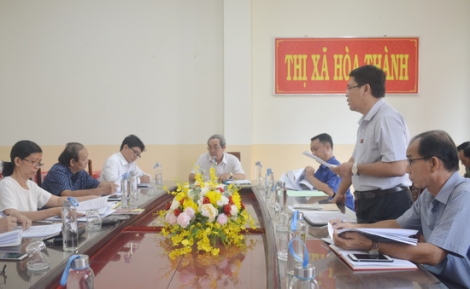 Ủy ban bầu cử thị xã Hòa Thành họp phiên thứ 4 triển khai công tác bầu cử