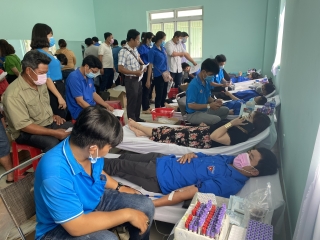 Huyện Tân Biên: 400 tình nguyện viên tham gia hiến máu nhân đạo