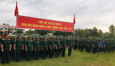 Đoàn cơ sở Trung đoàn 5 ra quân hoạt động “Ngày Chủ nhật xanh”