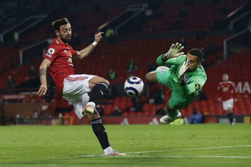 Fernandes giúp Man Utd thắng ngược