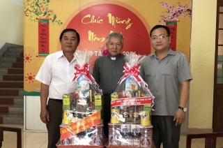 Lãnh đạo tỉnh Tây Ninh chúc mừng lễ Phục sinh Công giáo và Tin lành năm 2021.