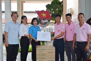 Hội LHTN Việt Nam tỉnh: Tiếp nhận 20.000 khẩu trang y tế