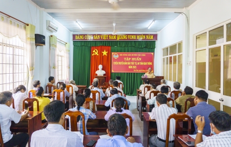 Tân Châu tuyên truyền an toàn giao thông trong cán bộ, hội viên nông dân