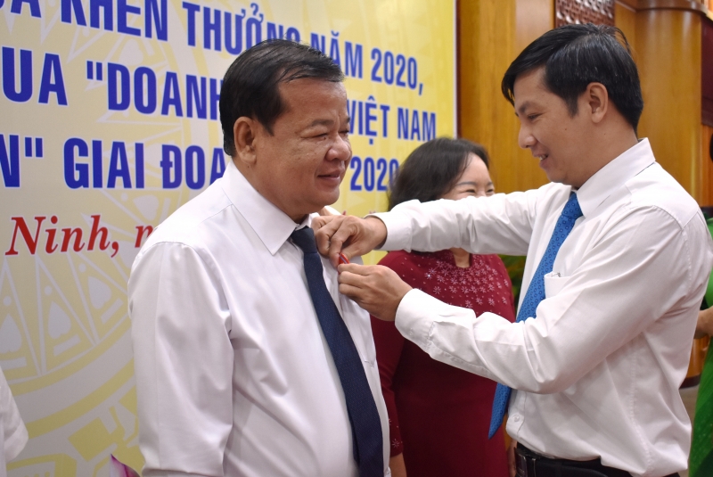 Tây Ninh: Tổng kết công tác thi đua khen thưởng năm 2020