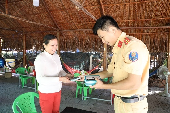 Đổi mới công tác tuyên truyền về tác hại của rượu, bia khi tham gia giao thông