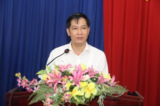 Bí thư Tỉnh uỷ Nguyễn Thành Tâm tiếp xúc cử tri vận động bầu cử
