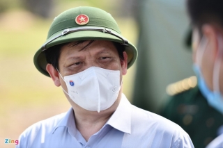 Bộ trưởng Y tế đến Bắc Giang chỉ đạo dập dịch Covid-19