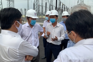 Kiểm tra hiện trường thi công lưới điện tại tỉnh Tây Ninh