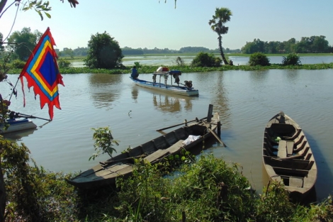Một vùng sông nước Tây Ninh trong truyện ký Lở Bồi