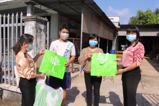 Hội LHPN các cấp thị xã Hoà Thành: Ra quân hưởng ứng Ngày môi trường thế giới
