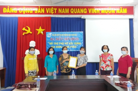 Hội LHPN phường Long Thành Bắc: Tuyên truyền dịch bệnh và Ra mắt mô hình Hỗ trợ phụ nữ xây dựng gia đình hạnh phúc