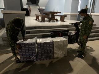 Đồn Biên phòng Tân Hà: Bắt giữ 1.800 gói thuốc lá ngoại trên đường biên