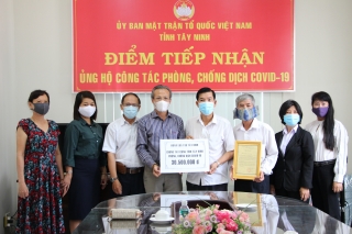 Đoàn Luật sư tỉnh Tây Ninh ủng hộ quỹ phòng, chống dịch Covid-19