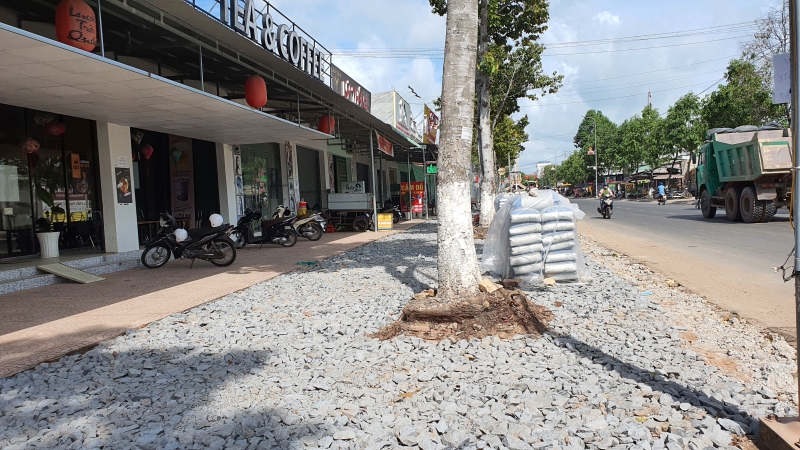 Châu Thành: Cải tạo đồng bộ vỉa hè tuyến đường trung tâm huyện