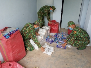 Đồn Biên phòng Kà Tum: Bắt giữ 3.400 gói thuốc lá lậu