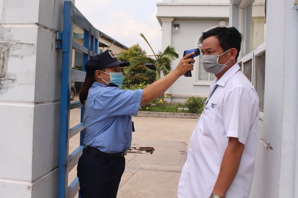 Tăng cường các giải pháp chống dịch trong khu công nghiệp, khu chế xuất